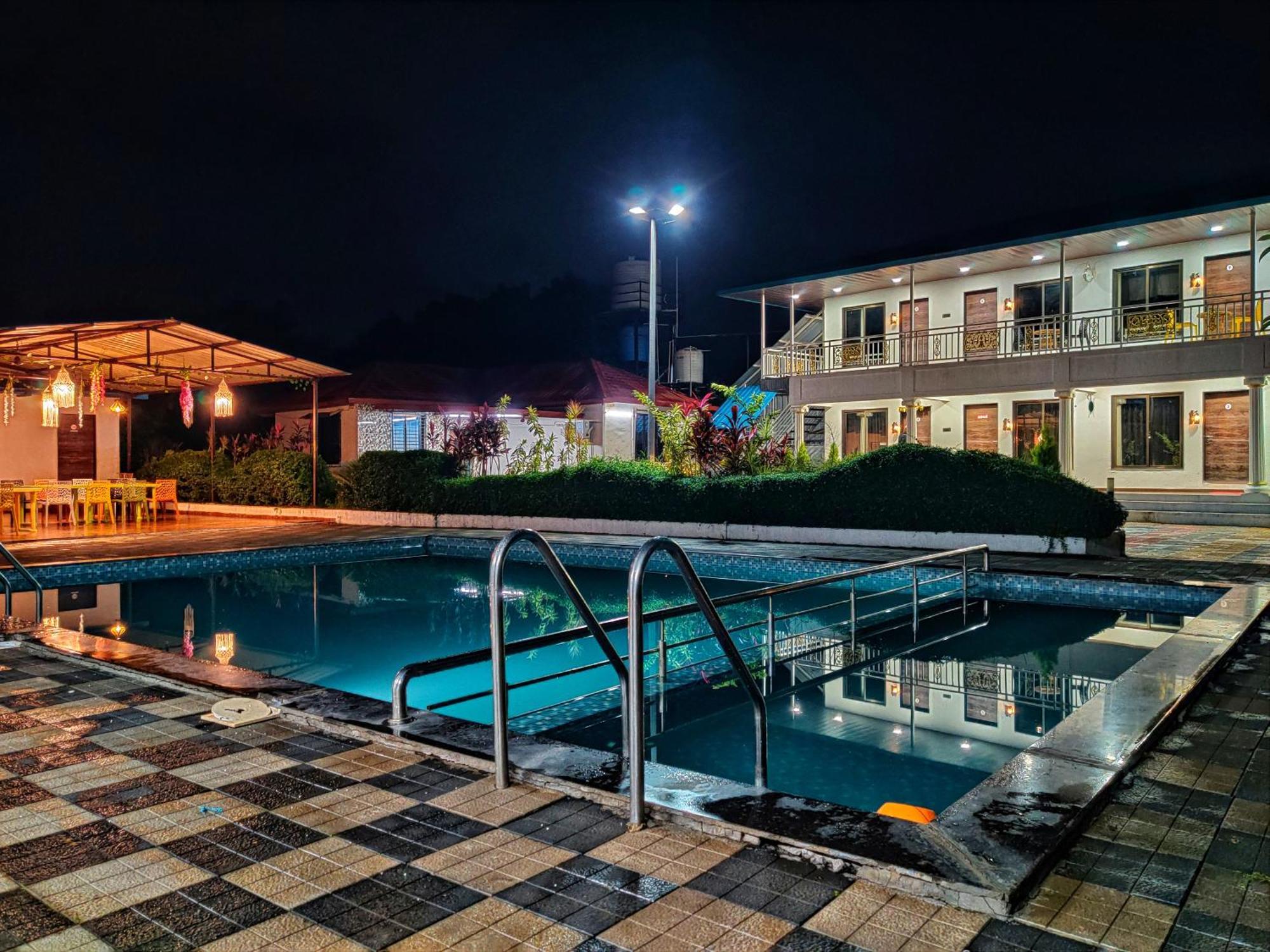 The Village Resorts Karjat Eksteriør bilde