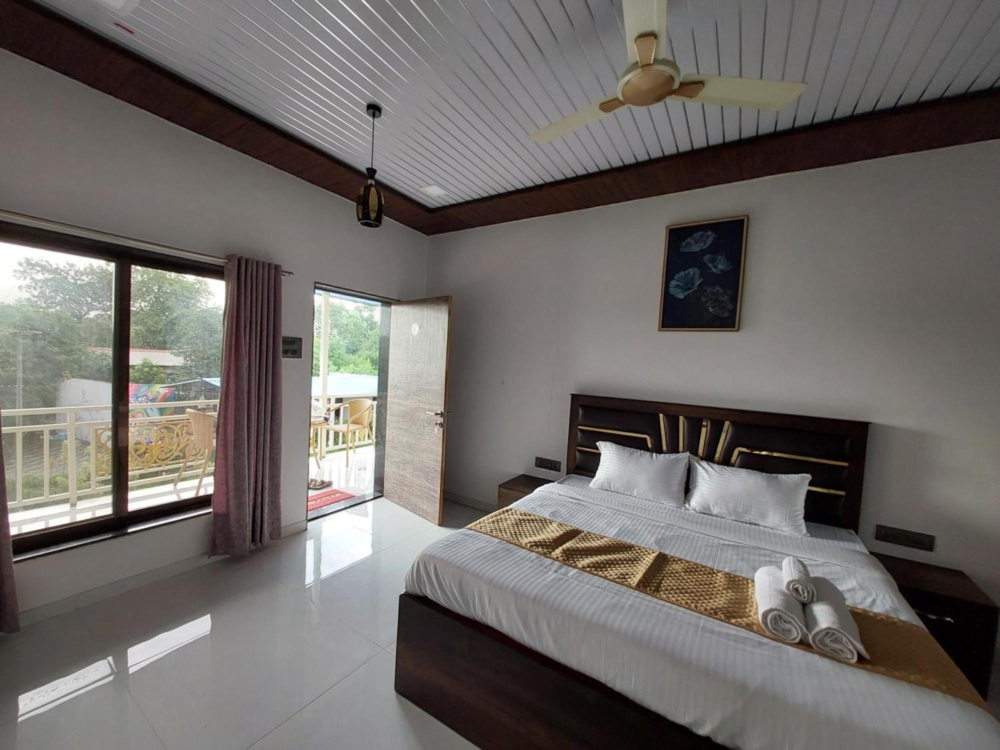 The Village Resorts Karjat Rom bilde