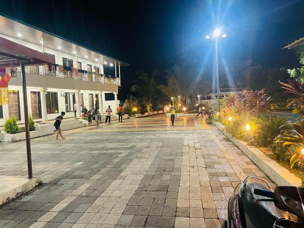 The Village Resorts Karjat Eksteriør bilde